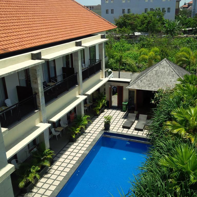 Suji Apartment Bali Chambre photo