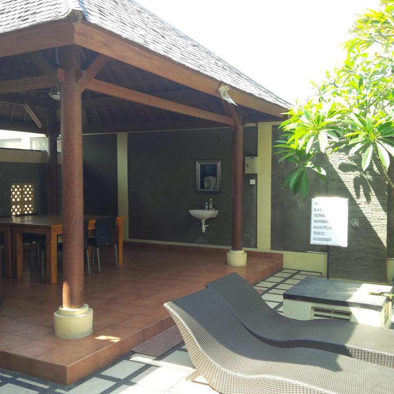 Suji Apartment Bali Chambre photo